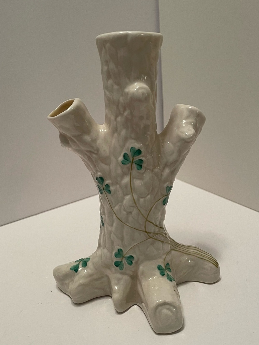 Belleek Shamrock Tree Stump Porcelain Bud Vase Ireland 6.5”